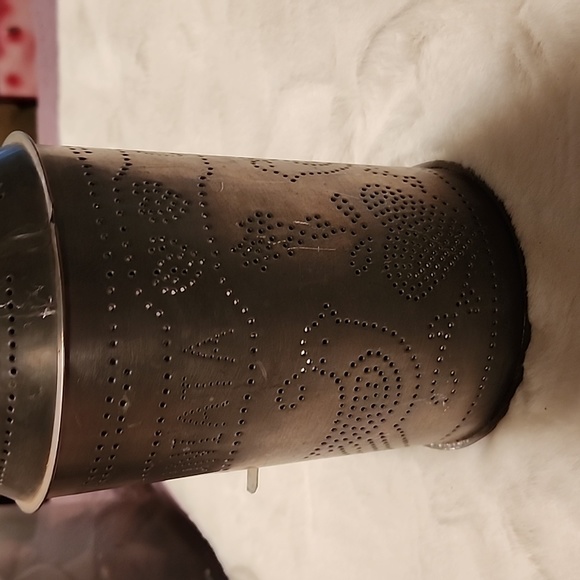 IRVINS TINWARE CO JUNIATA COUNTY PA 1993 CANDLE HOLDER 🕯 - Picture 7 of 10